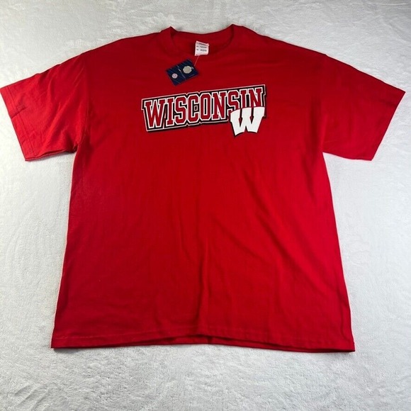 University of Wisconsin Badgers‎ Next Red T-Shirt Mens XL Cotton - Picture 2 of 10